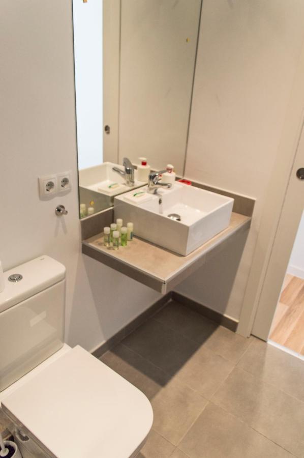 For You Rentals New Design Apartment Temporal Puerta Del Sol Pre10C Madrid Exteriér fotografie