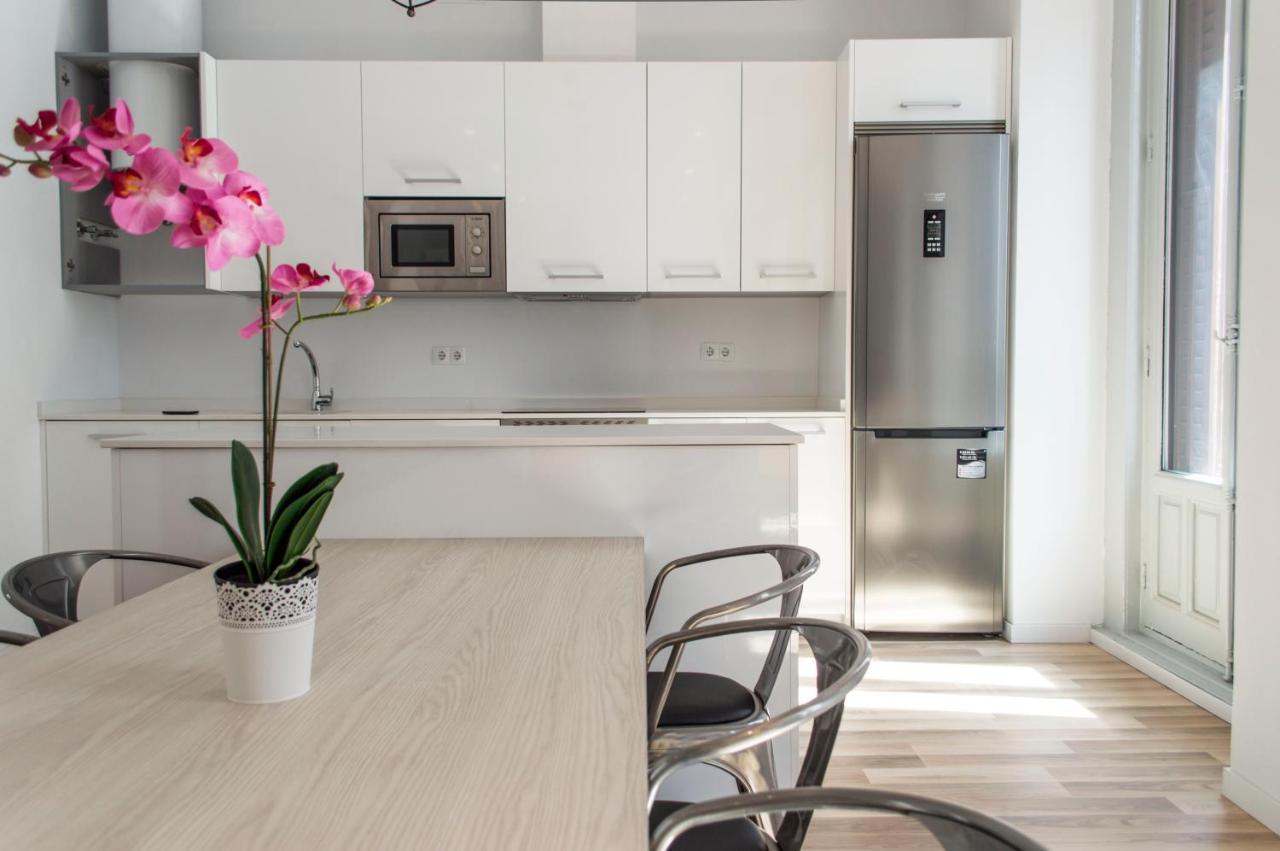 For You Rentals New Design Apartment Temporal Puerta Del Sol Pre10C Madrid Exteriér fotografie